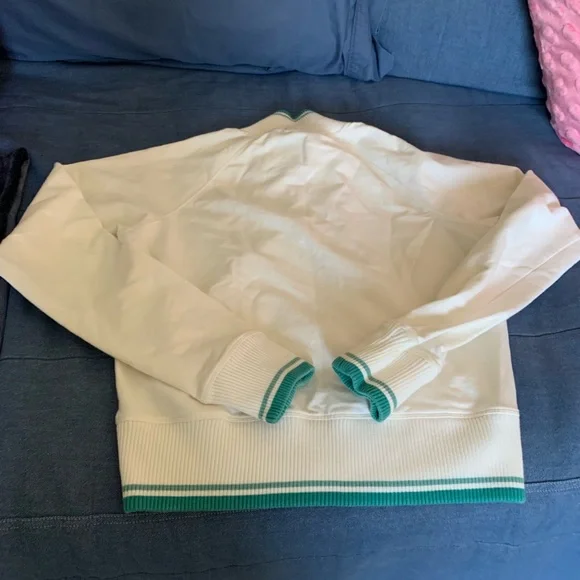 Guess Jacket - Picture 3 of 7